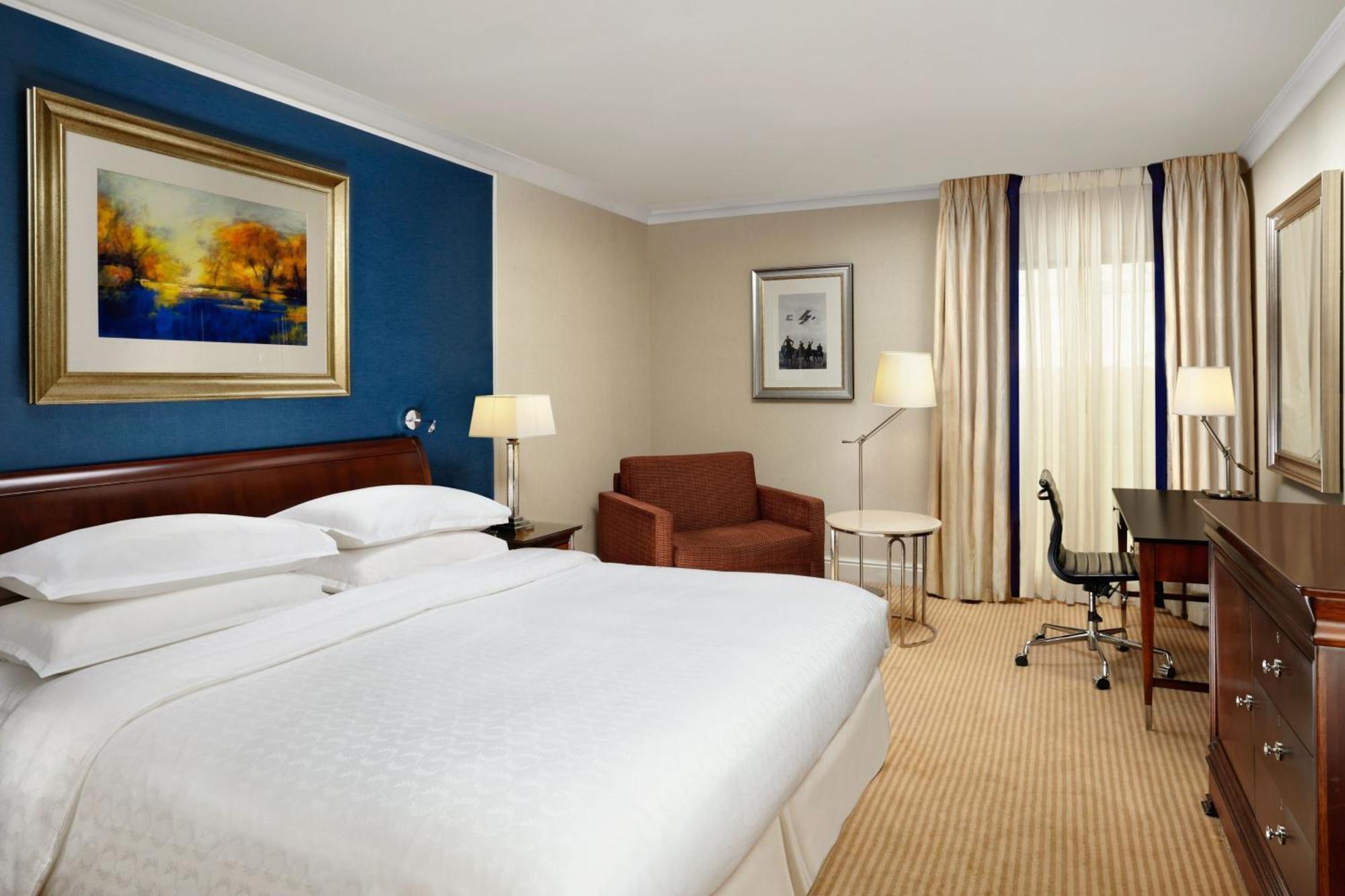 เชอราตัน สกายไลน์ โฮเต็ล ลอนดอน ฮีทโธรว์ Hotel ฮิลลิงดัน ภายนอก รูปภาพ