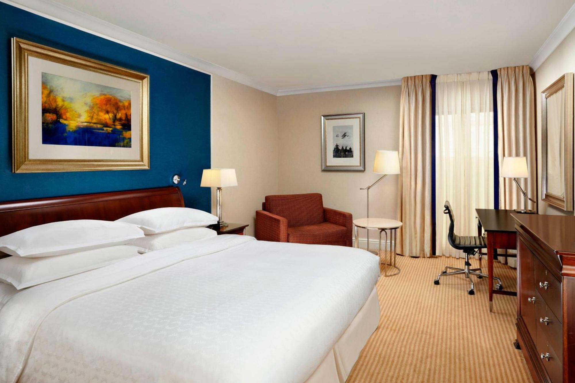 เชอราตัน สกายไลน์ โฮเต็ล ลอนดอน ฮีทโธรว์ Hotel ฮิลลิงดัน ภายนอก รูปภาพ